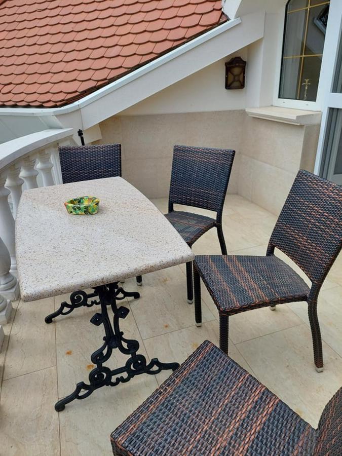 Ferienwohnung Gombos Apartman Hajdúszoboszló Exterior foto