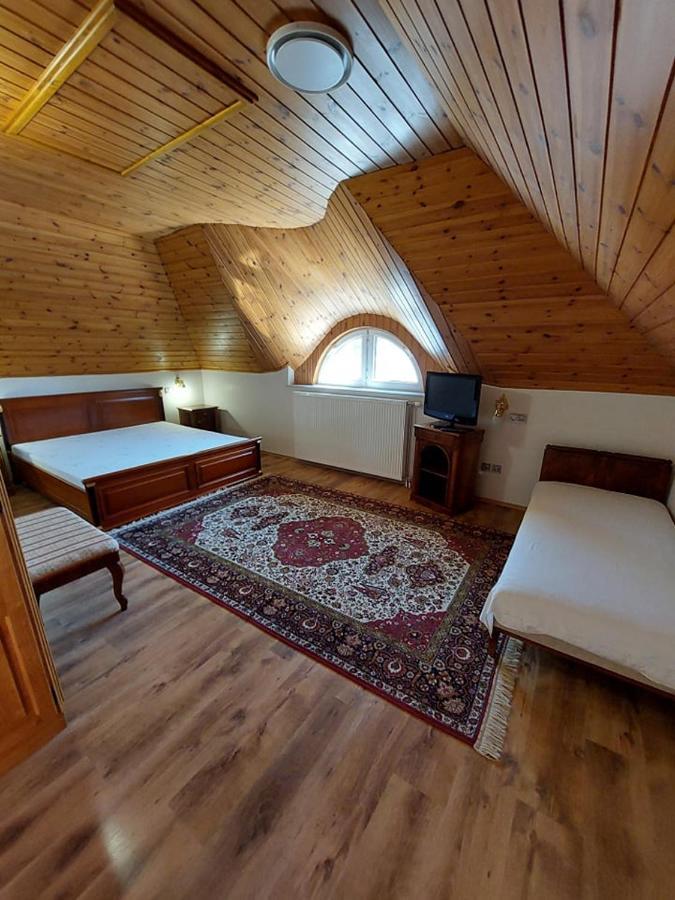 Ferienwohnung Gombos Apartman Hajdúszoboszló Exterior foto