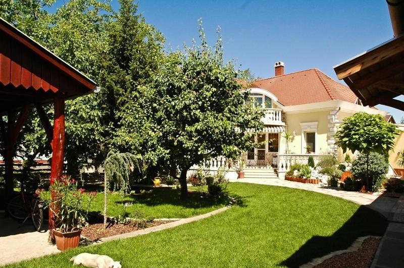 Ferienwohnung Gombos Apartman Hajdúszoboszló Exterior foto